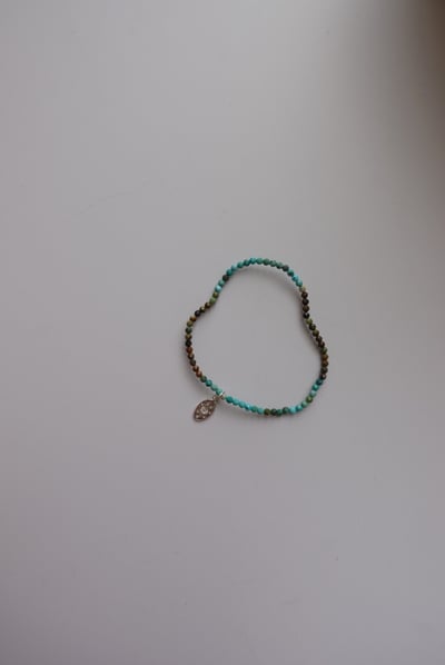 遠山 綠松石彈性手鍊 S9251