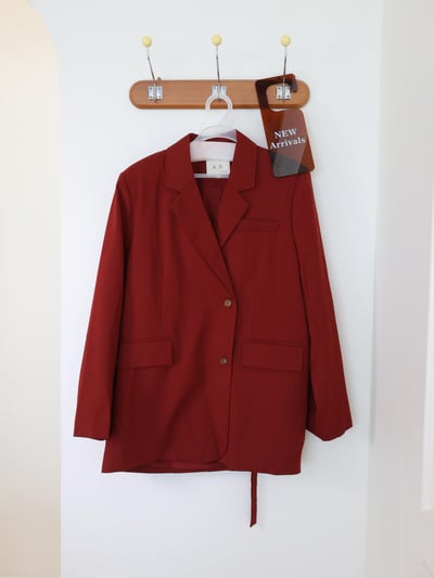 廣州連線-暗紅色墊肩西外（附綁帶）6