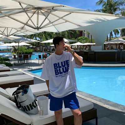 【現貨】夏日陽光BLUE字母短T6