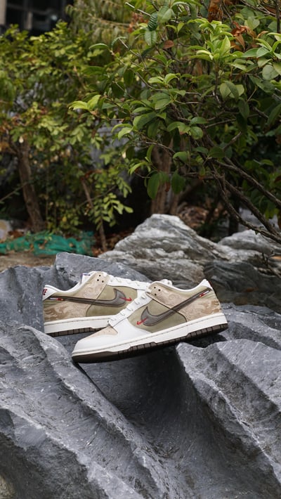 【限量限定色】Nike Dunk Low CNY 飛馬 刺繡小勾 反轉 卡其 橄欖綠 馬年新年限定款｜IQ1118-2203