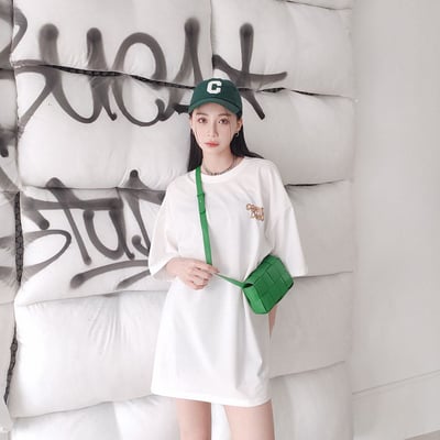 【現貨】CRAYON DINO微笑恐龍手繪感短T4