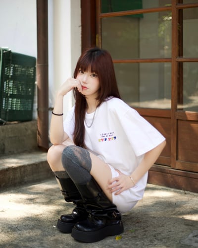 【現貨速發】甜度爆擊三色手繪愛心短T2