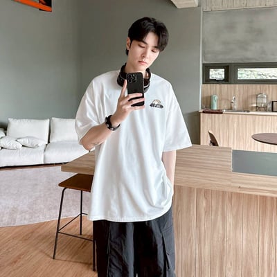 【現貨】HEALTH柴犬舉重印花短T6