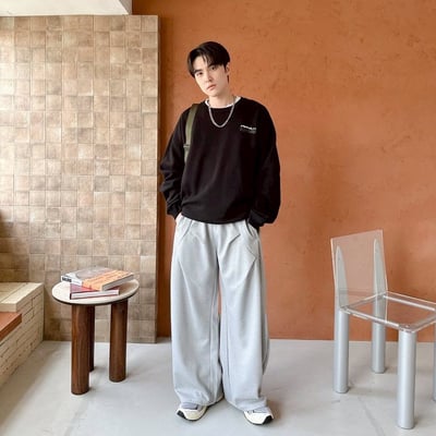 【現貨】SNOW雪人插畫感大學T9