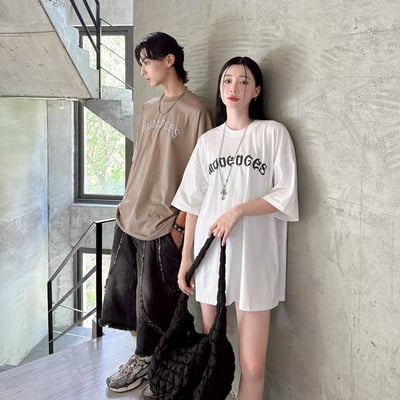 【SORONA® 涼感現貨】發泡螺旋哥德字印花短T7