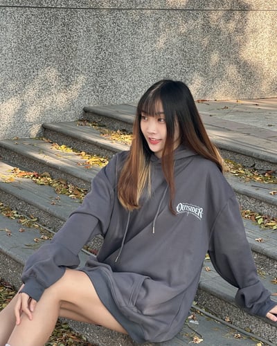 【狠貨新品現貨】鎖鏈肋骨牛奶絨帽T5