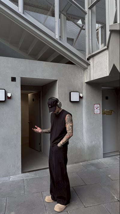 【現貨】百搭彎刀落地褲10