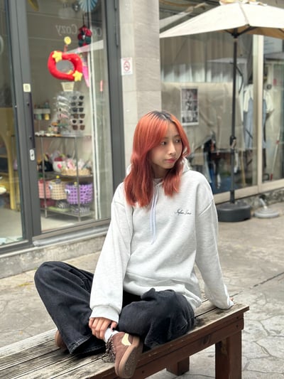 【現貨】簡約背後英文字刷毛帽T6