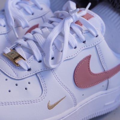 【現貨】Nike AF1 "Rust Pink" 白粉小金勾｜CZ0270-1037