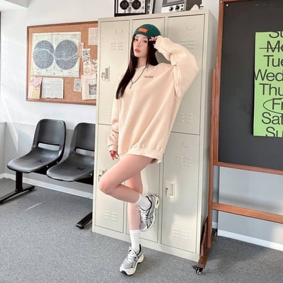 【現貨】日文零食刺繡印花大學T9