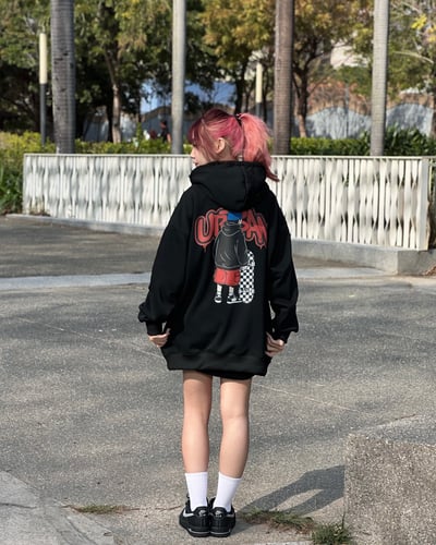 【現貨速發】噴漆滑板少年牛奶絨帽T3