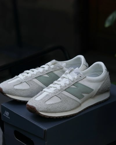 【秋季新色三色一次看】 New Balance NB4715