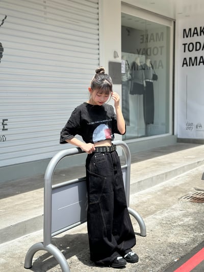 【爆款警告!!!】黑曜丹寧大口袋彎刀褲2