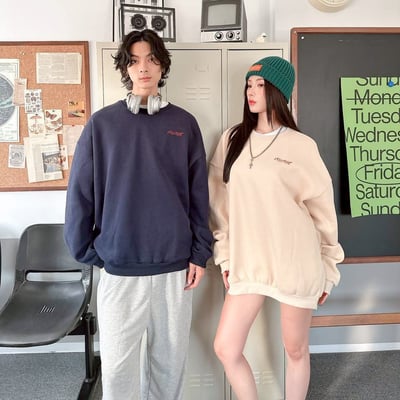 【現貨】日文零食刺繡印花大學T5