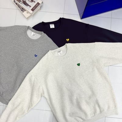 【現貨】愛心笑臉刺繡大學T6