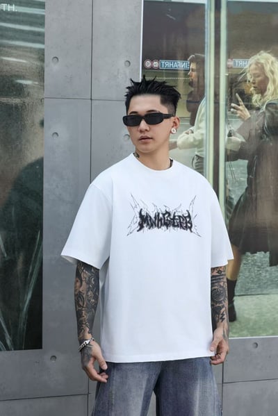 【現貨】火焰皮革繡花短T1