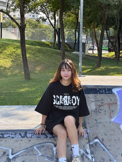 【現貨】城市爆裂英文字短T7