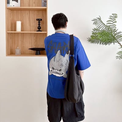 【SORONA® 涼感現貨】SHARK鯊魚塗鴉感印花短T4