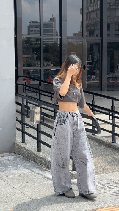 【爆款現貨】灰隕星塵刷色彎刀褲3