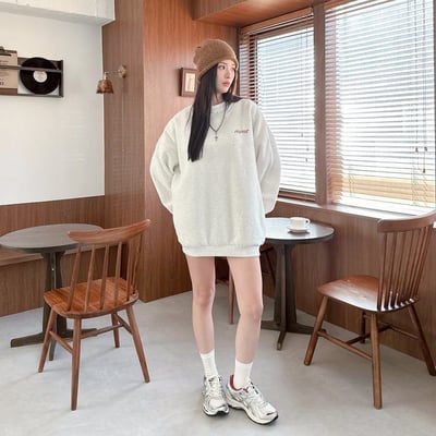 【現貨】日文零食刺繡印花大學T13