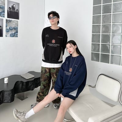 【現貨】OVERSIMPLIFICATION刺繡拼接大學T2