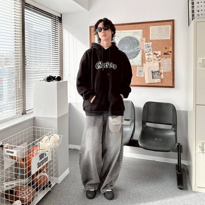 【現貨】哥德字噴漆印花帽T10