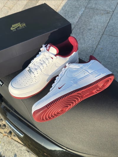 【現貨】NIKE AIR FORCE 1 ‘07 LV8 櫻桃蛋糕 白紅 皮革 刺繡小勾  ｜HM9483-1006