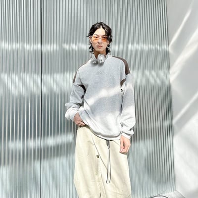 【現貨】 YX銀膠拼接大學T3