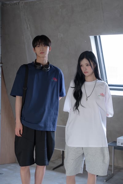 【SORONA® 涼感現貨】PIZZA PARTY 披薩塗鴉印花短T4