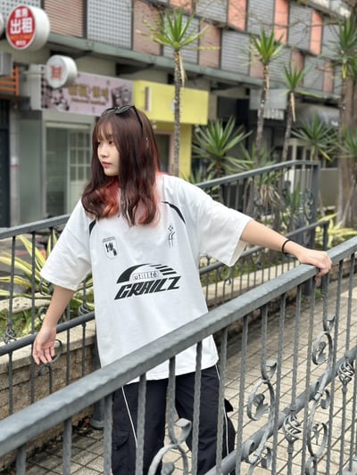 【現貨】賽車風徽章印花短T6