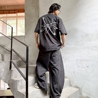 【現貨】concept design刺繡行星圖形短T3