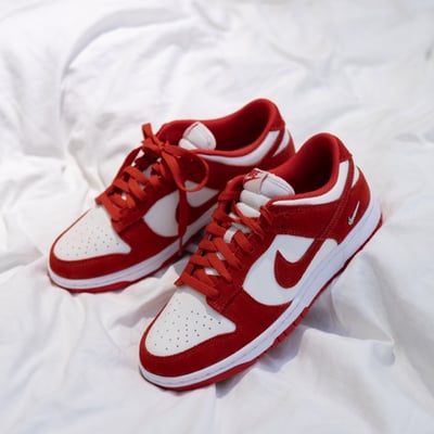 【這紅一眼入魂!!!】NIKE W DUNK LOW 車厘子紅 紅白 櫻桃紅 小銀勾 女鞋｜IO4244-1037