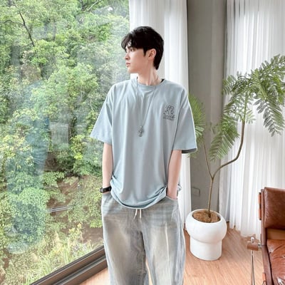 【現貨】CATS ICE BUCKET 插畫風冰桶貓印花短T4