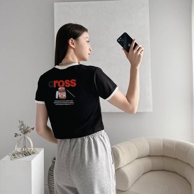 【現貨】撞色巧克力醬短版上衣3