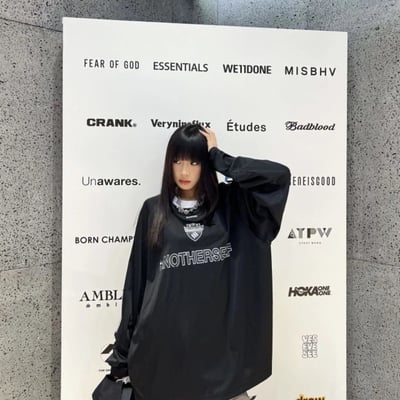 【現貨】雙線字母長袖球衣3