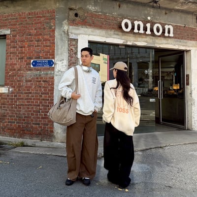 【現貨】CROSS麵包貓咪大學T10