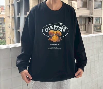 【現貨】可愛小熊牛奶絨大學T3