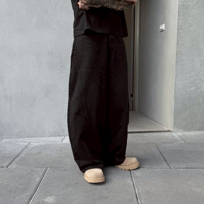 【現貨】百搭彎刀落地褲4