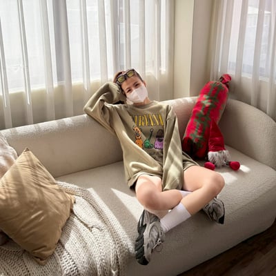 【現貨】NIRVANA刷毛大學T9