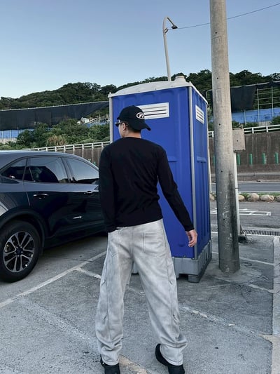 【好穿好看兼具神款】金屬小標刷舊棉褲3