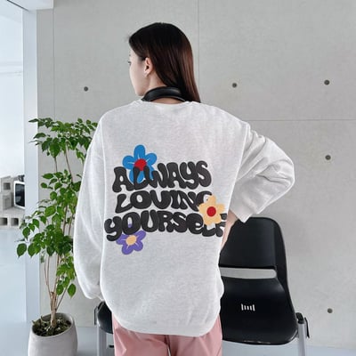 【現貨】發泡字母花朵印花大學T7