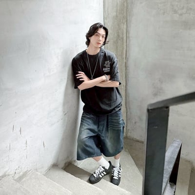 【現貨】AuTHENTICITY胖胖鬼反光炫彩短T10