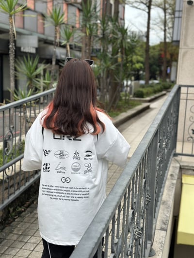 【現貨】賽車風徽章印花短T4