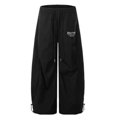 【現貨】街頭繡花褶皺彎刀傘兵褲6