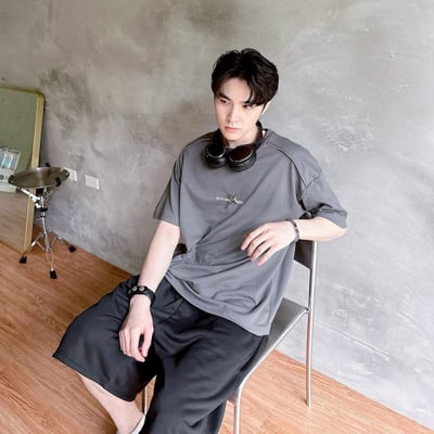 【超炫現貨】NOTIME NOSEE星芒立體別針拉鍊造型短T4