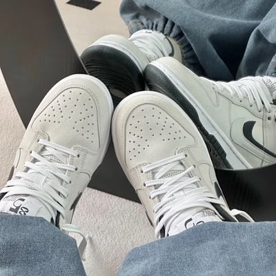 【現貨】Nike Dunk Low SE麂皮 雙勾 灰白｜HV1800-1013