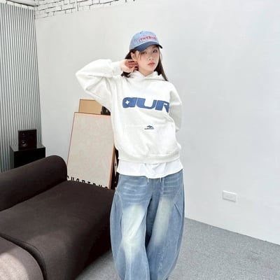 【現貨】AUR刺繡短寬版型帽T5