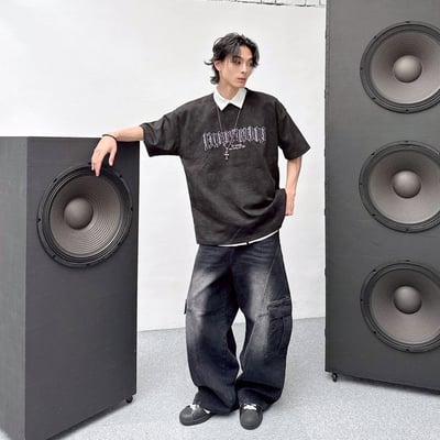 【現貨】哥德字車線麂皮刺繡短T10