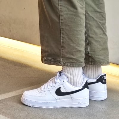 【現貨】Nike Air Force 1白黑勾荔枝皮 白底黑勾｜CT2302-100 CT3839-1003