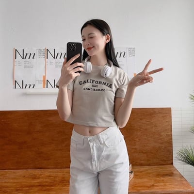 【現貨】CALIFORNIA字母短版上衣6